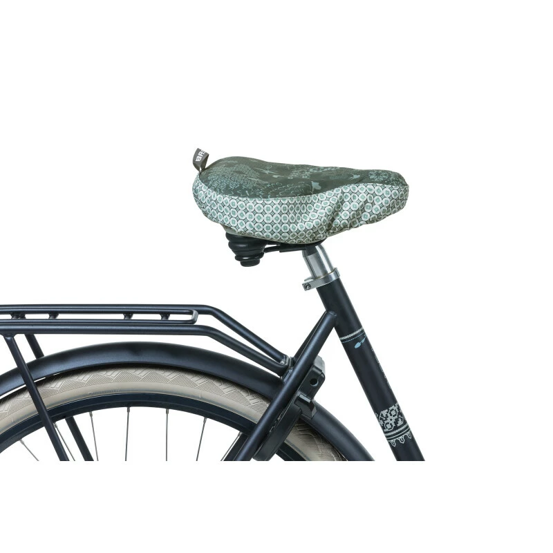 Basil Bohème Sattelüberzug, Forest Green Wasserabweisend 2 Basil Bohème Sattelüberzug, Forest Green Wasserabweisend – Bild 2